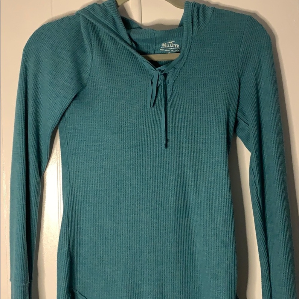 HOLLISTER LONG SLEEVE